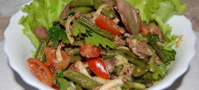 Салат с куриной печенью и фасолью, рецепт с фото