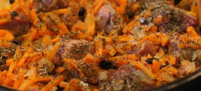 Салат с ветчиной и солеными огурцами, рецепт с фото