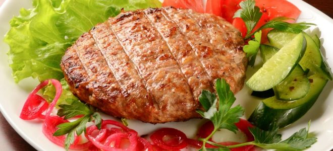 Рубленый бифштекс из свинины, рецепт с фото