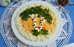 Салат «березка» с куриным филе и черносливом: пошаговый рецепт с фото