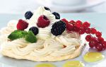 Пирожное безе с кремом и ягодами рецепт с фото