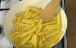 Картофель фри на сковороде в домашних условиях, рецепт с фото