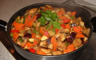 Овощное рагу с баклажанами и кабачками, рецепты с фото