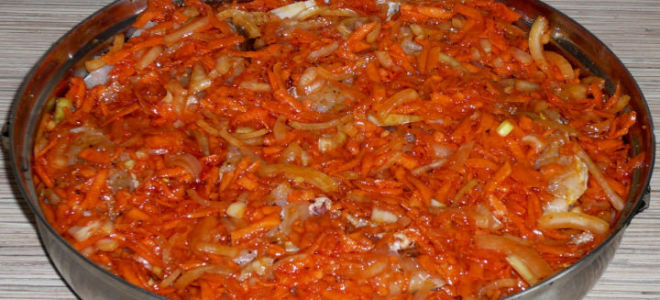 Минтай с луком и морковью в духовке, рецепт с фото