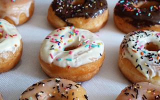 Американские пончики донатс: рецепт с фото, пончики с глазурью