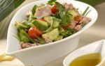 Диетический салат с консервированным тунцом рецепт с фото