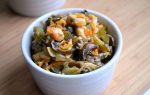 Салат «обжорка» с грибами и курицей рецепт с фото
