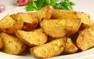 Картофельные дольки в духовке по-деревенски, рецепт с фото