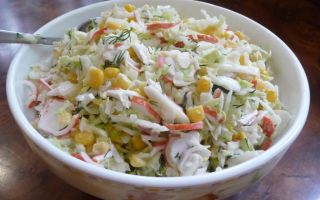 Салат с крабовыми палочками и белокочанной капустой, рецепт с фото
