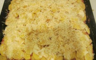 Запеченная картошка с фаршем и сыром в духовке слоями, рецепт с фото